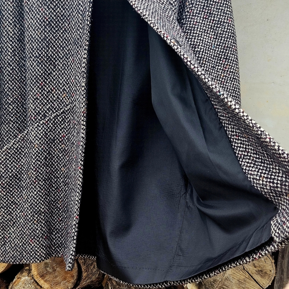 VINTAGE 1980s Cool Textured Tweed Tweed MIDI Coat/Jacket With Batwing Detail - Picture 6 of 13